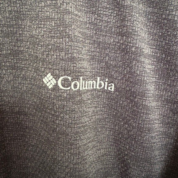Teen/men's gray Columbia athletic shirt size XS - Picture 2 of 7